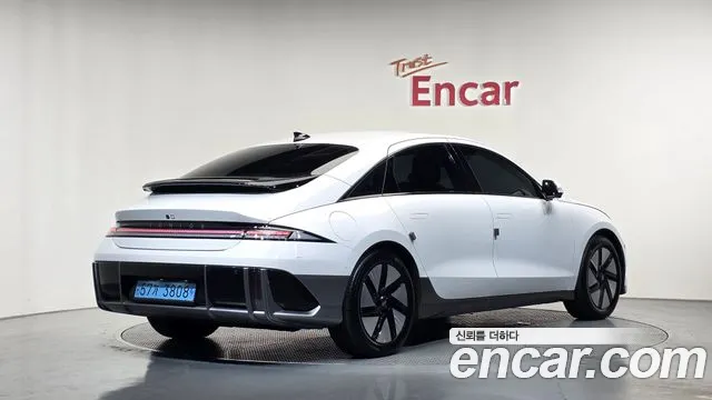Hyundai Ioniq 6 — Фото автомобиля 2