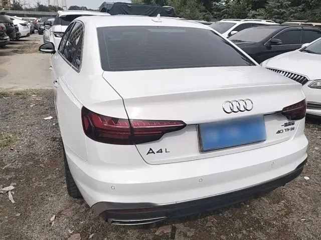 Audi A4L — Фото автомобиля 5