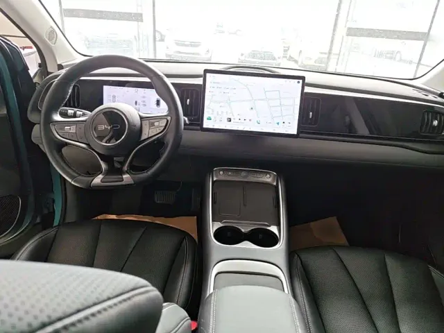 BYD Sealion 05 EV — Фото автомобиля 9