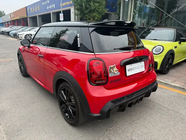 MINI Hatch — Фото автомобиля 4