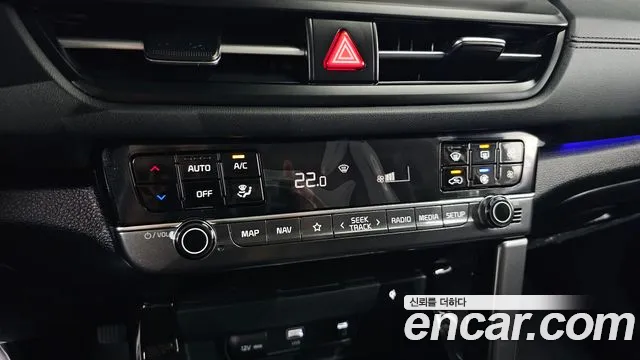 Kia Seltos New — Фото автомобиля 24