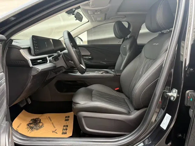 Chery Arrizo 8 — Фото автомобиля 6
