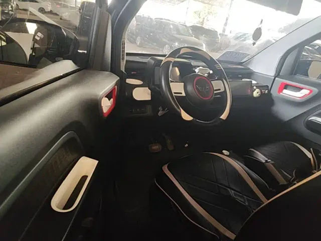 Wuling Hongguang Mini EV — Фото автомобиля 19
