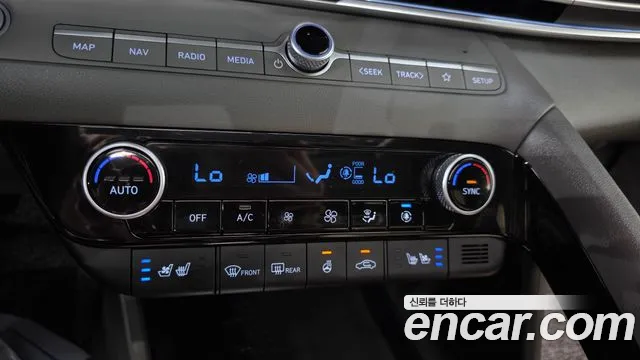 Hyundai Avante CN7 — Фото автомобиля 16