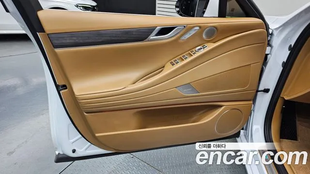 Genesis G80 RG3 — Фото автомобиля 12