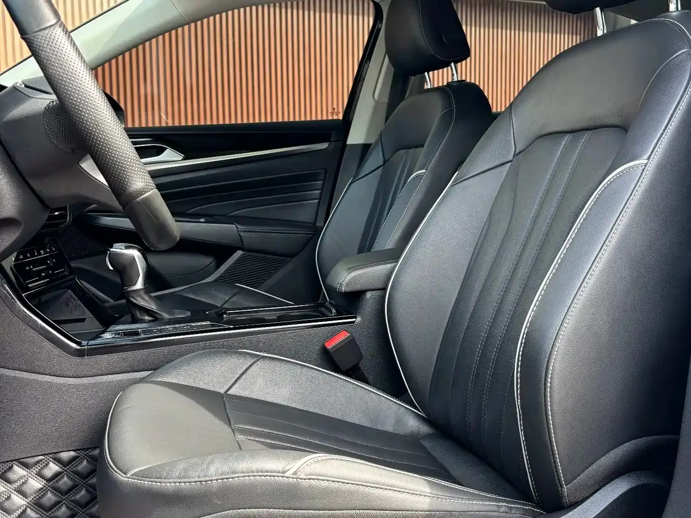 Volkswagen Passat 2022 280TSI Elite Edition — Фото автомобиля 13