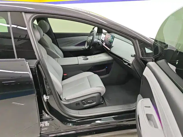 Nissan N7 — Фото автомобиля 8