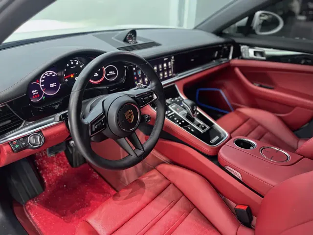 Porsche Panamera — Фото автомобиля 8