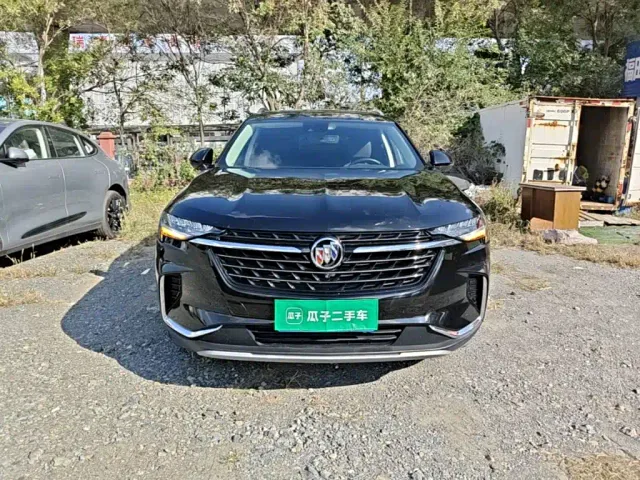 Buick Envision Plus — Фото автомобиля 2
