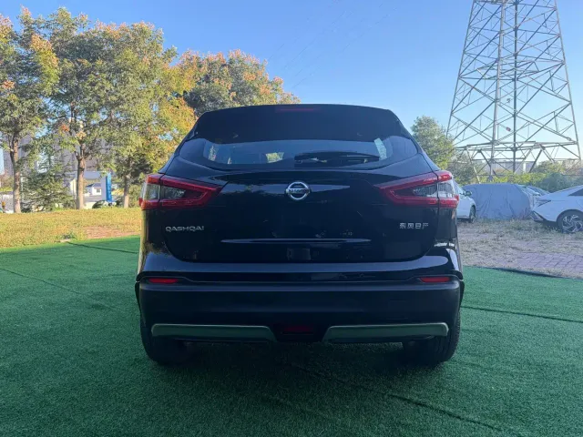 Nissan Qashqai — Фото автомобиля 5