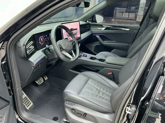 Volkswagen Tiguan L — Фото автомобиля 8