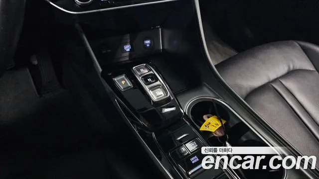 Hyundai Sonata Sonata (DN8) 2.0 LPG(Для проката) — Фото автомобиля 9