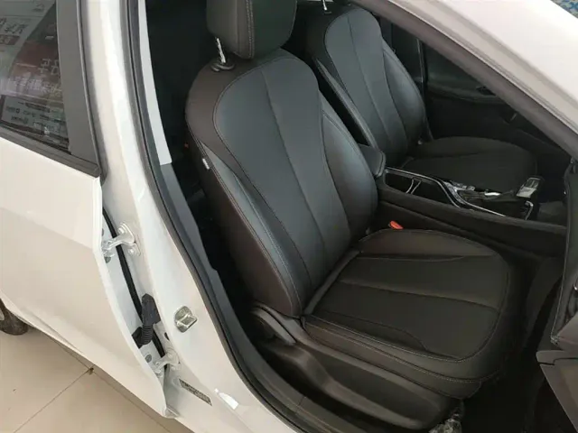Buick Verano — Фото автомобиля 24