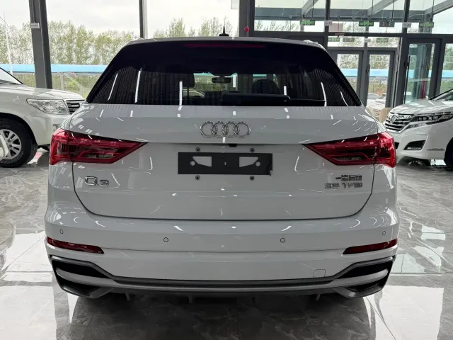 Audi Q3 — Фото автомобиля 5