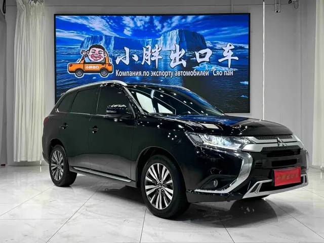 Mitsubishi Outlander — Фото автомобиля 3