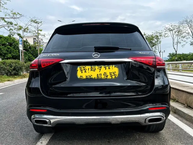 Mercedes-Benz GLE-Class — Фото автомобиля 4