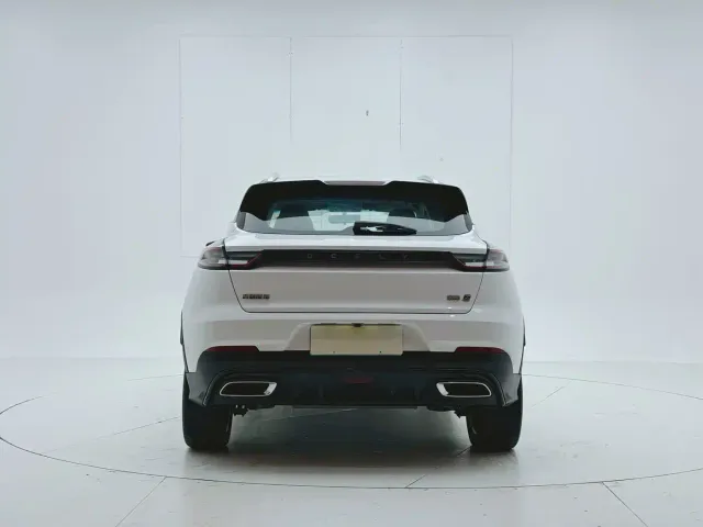 Geely Emgrand S — Фото автомобиля 6