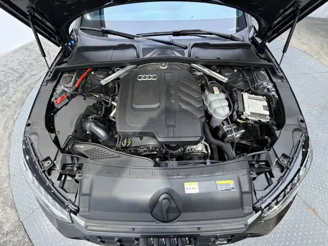 Audi A4L — Фото автомобиля 9