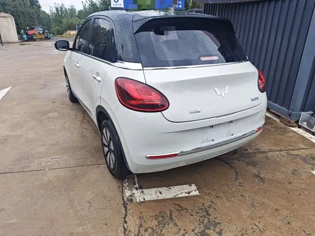 Wuling Bingo — Фото автомобиля 4