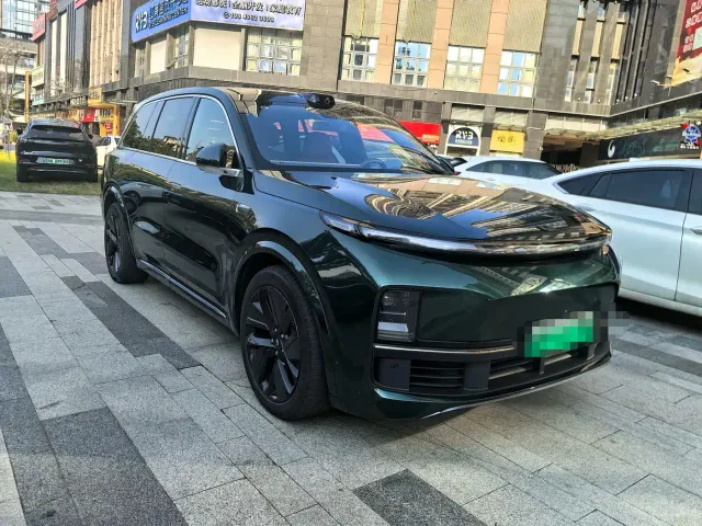 Li Auto L9 — Фото автомобиля 3
