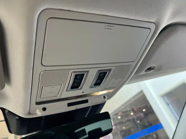 Land Rover Range Rover Evoque — Фото автомобиля 8
