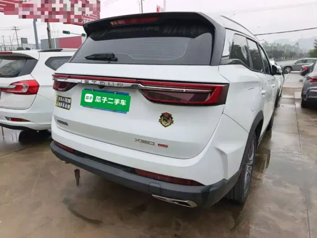 Jetour X90 Pro — Фото автомобиля 6