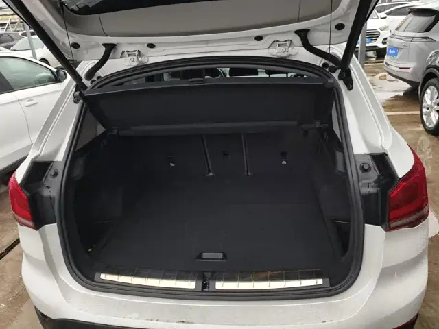 BMW X1 — Фото автомобиля 4