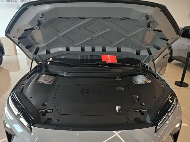 Nio ET5 Touring — Фото автомобиля 19