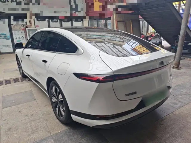 Changan Qiyuan A07 — Фото автомобиля 4