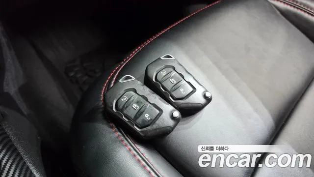 Jeep Wrangler JL — Фото автомобиля 16