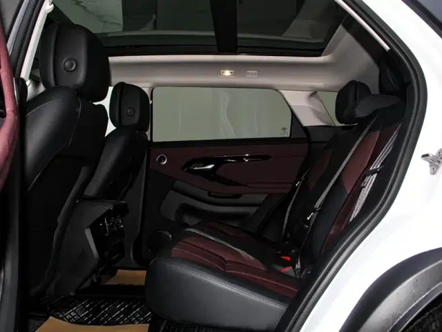 Land Rover Range Rover Evoque — Фото автомобиля 19