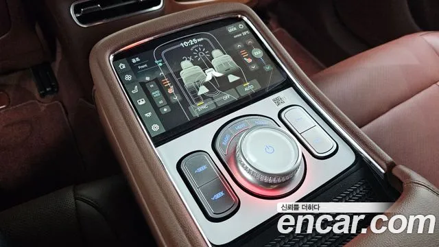Genesis G90 Бензин 3.5 турбо AWD — Фото автомобиля 18
