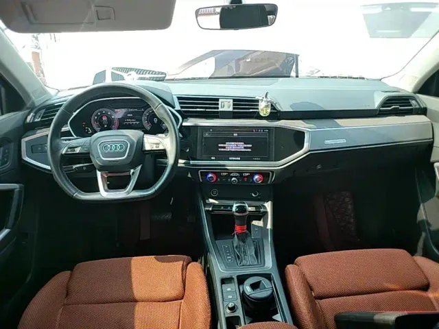 Audi Q3 — Фото автомобиля 9