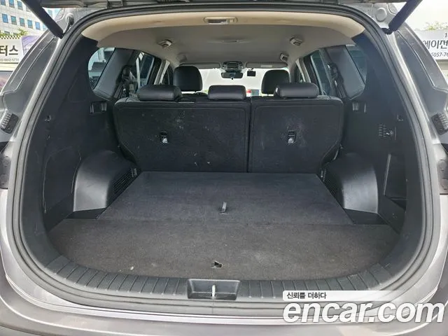Hyundai Santafe Новый Santa Fe Дизель 2.2 4WD — Фото автомобиля 14