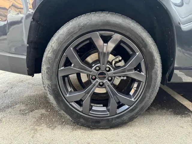Exeed VX — Фото автомобиля 16