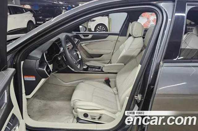 Audi A6 C8 — Фото автомобиля 12