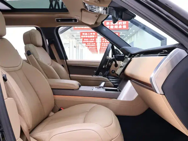 Land Rover Range Rover — Фото автомобиля 21