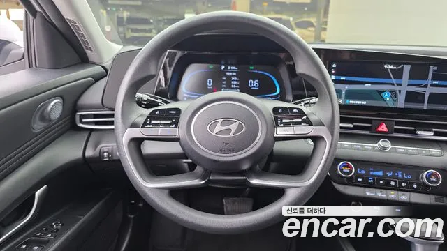 Hyundai Avante — Фото автомобиля 13
