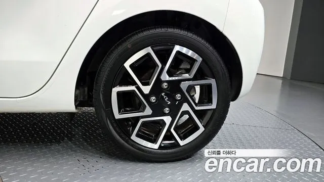 Kia RAY Новый Kia Ray Signature — Фото автомобиля 5