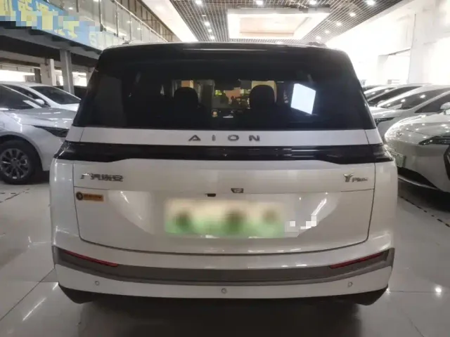 GAC Aion Y — Фото автомобиля 5