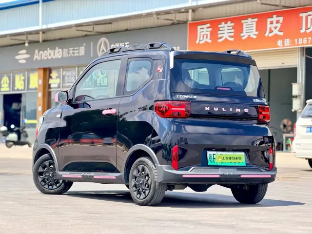 Wuling Hongguang Mini EV — Фото автомобиля 4