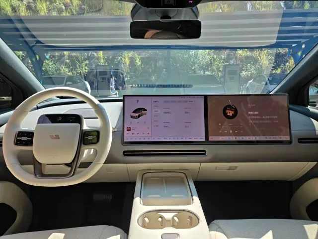 Li Auto i6 — Фото автомобиля 9