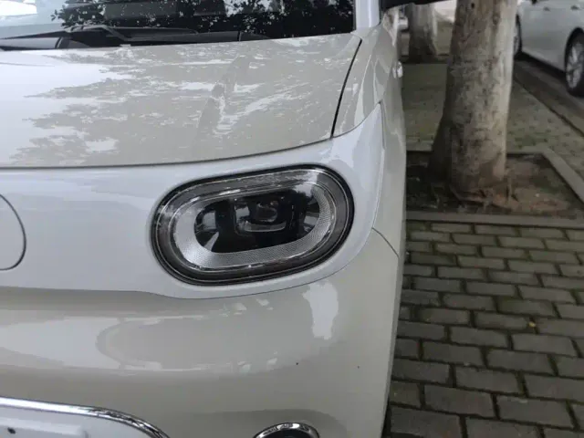 Wuling Hongguang Mini EV — Фото автомобиля 23