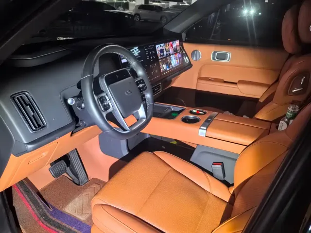 Li Auto L9 — Фото автомобиля 2