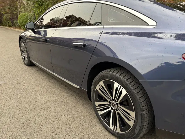 Mercedes-Benz EQS — Фото автомобиля 6