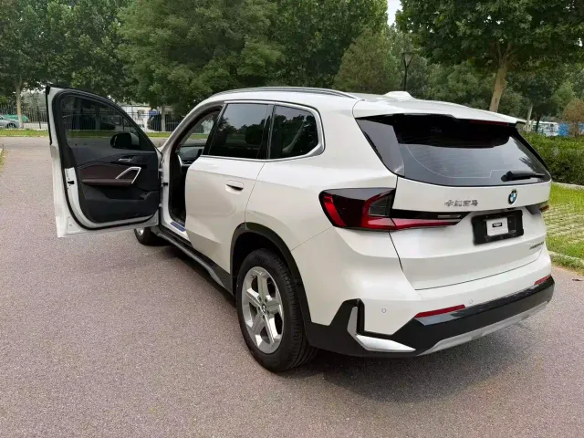 BMW X1 — Фото автомобиля 24