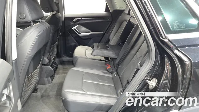 Audi Q3 — Фото автомобиля 11