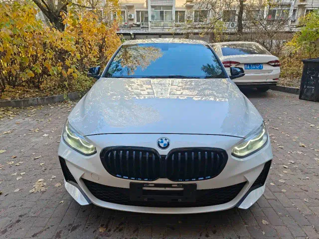 BMW 1 Series — Фото автомобиля 2