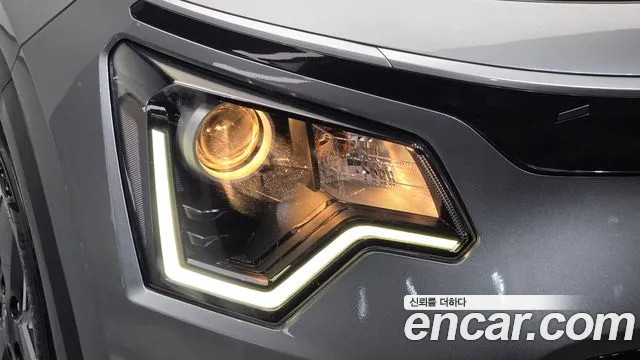 Kia Niro — Фото автомобиля 4