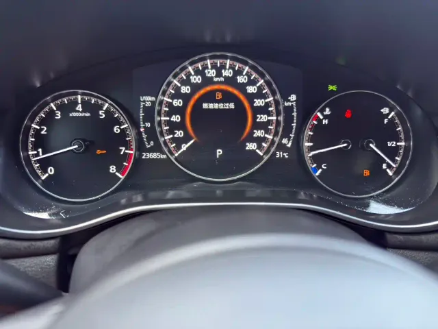 Mazda Axela — Фото автомобиля 4